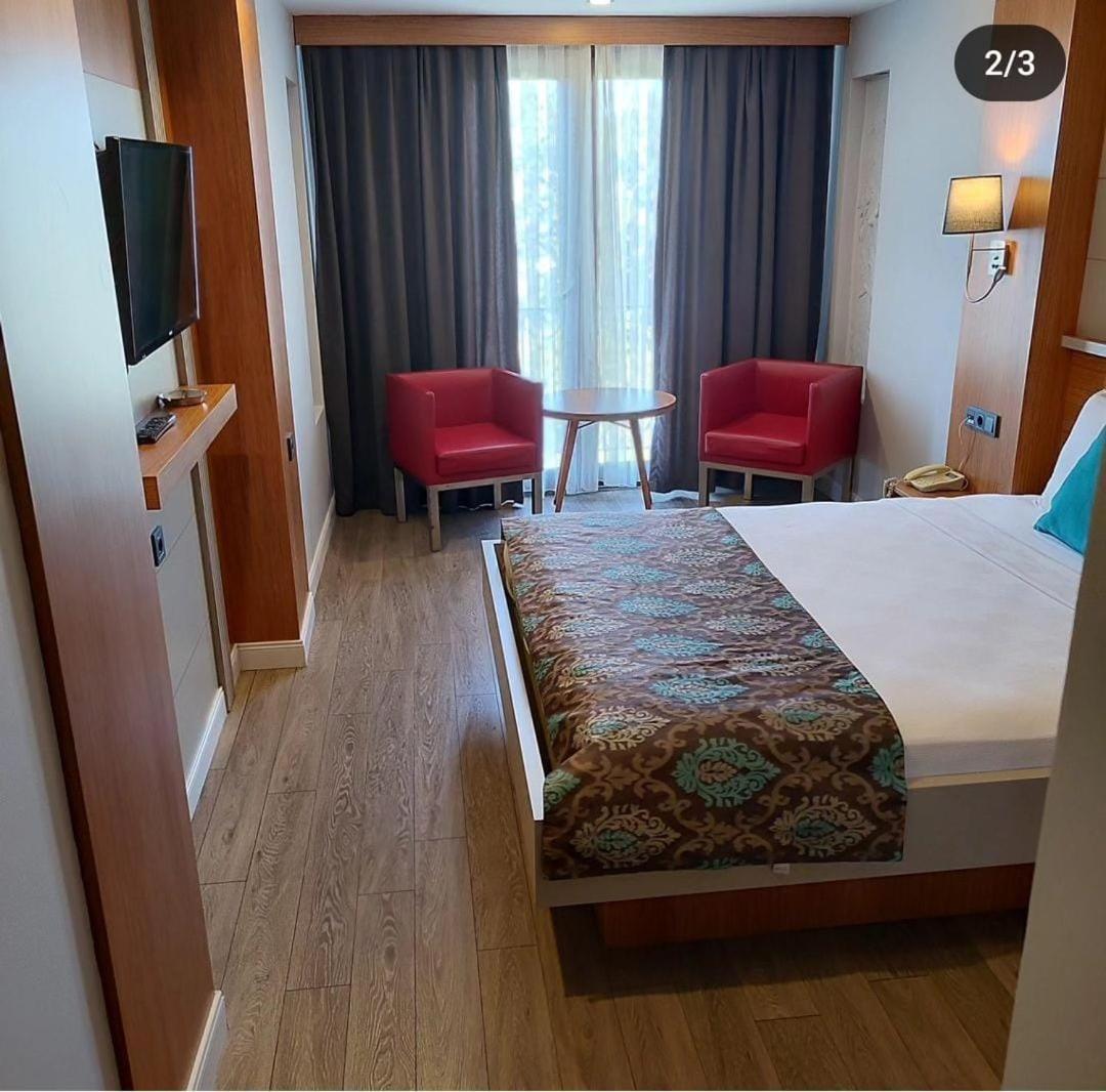 May Park Hotel Izmir Exteriör bild