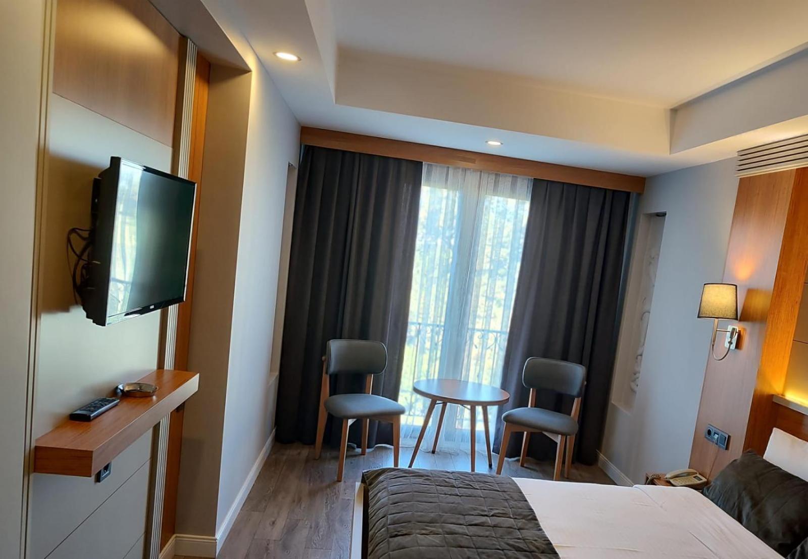 May Park Hotel Izmir Exteriör bild