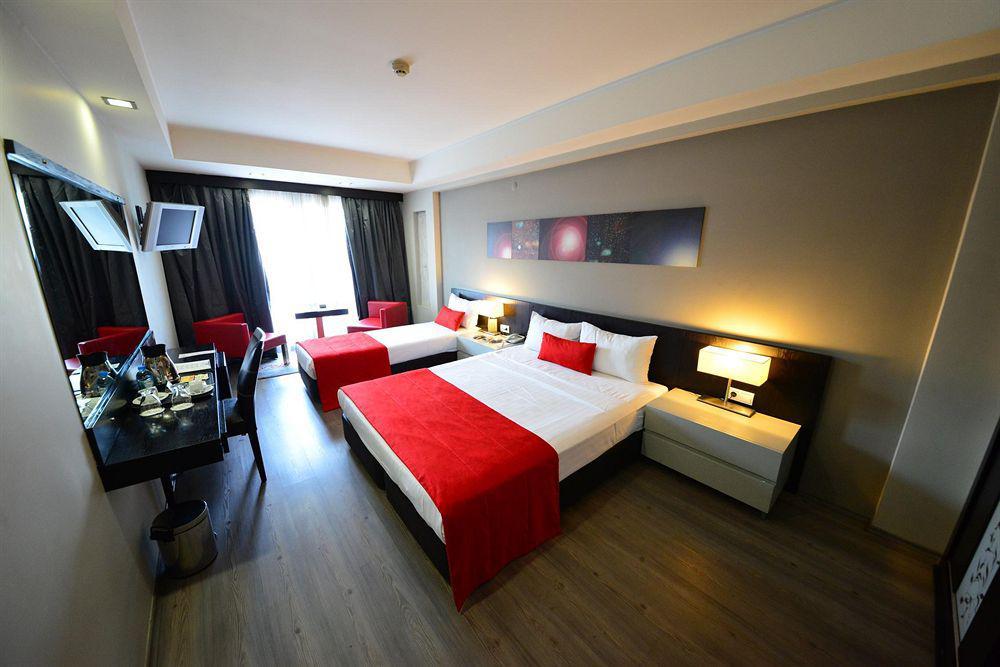 May Park Hotel Izmir Exteriör bild
