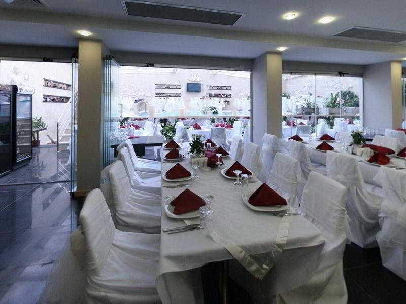 May Park Hotel Izmir Exteriör bild